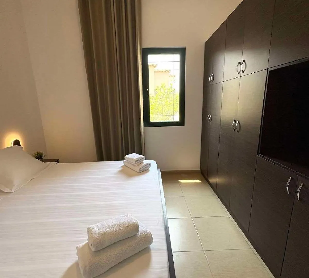 홈스테이 Elia Apartments 사밀